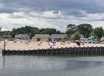 connecticut/stamford/attraction/west-beach