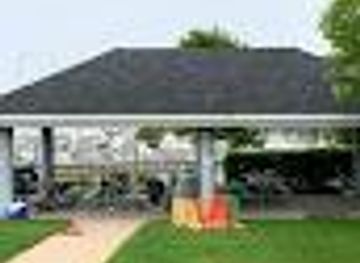 michigan/petoskey/attraction/festival-place-shelter