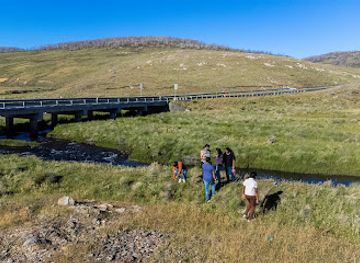 australia/kosciuszko-national-park/attraction/snowy-mountains-highway