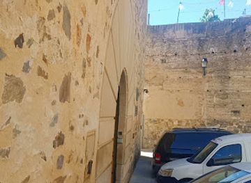 spain/extremadura/attraction/muralla-almohade