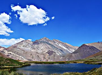 argentina/aconcagua-provincial-park/attraction/laguna-de-horcones