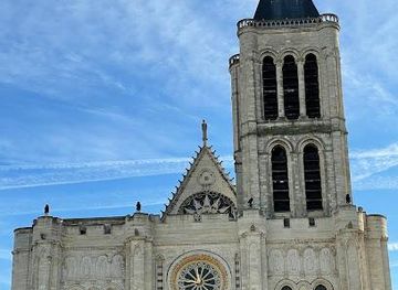 france/versailles/attraction/basilica-cathedral-of-saint-denis