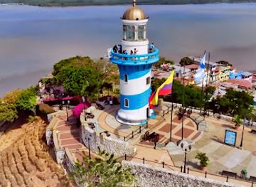 ecuador/guayaquil/malecon-2000/attraction/faro-las-penas-viewpoint-360