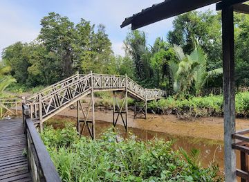 brunei/bangar/attraction/jeti-santaba-kpg-patiambun