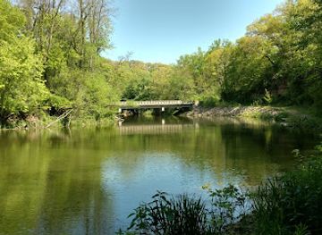 iowa/dubuque/attraction/eb-lyons-interpretive-center