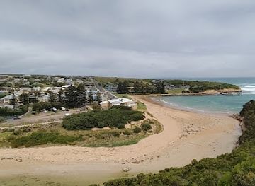australia/great-ocean-road/attraction/port-campbell-suspension-bridge