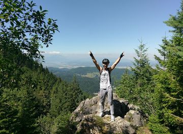 romania/brasov/schei/attraction/pestera-de-lapte