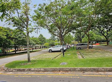 singapore/geylang/attraction/parkland-green