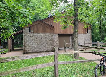 wisconsin/northern-highland/attraction/highland-ridge-campground