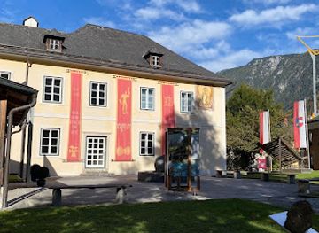 austria/hallstatt/attraction/memorial-of-johann-georg-ramsauer