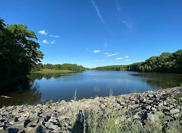 Kingfisher Overlook
