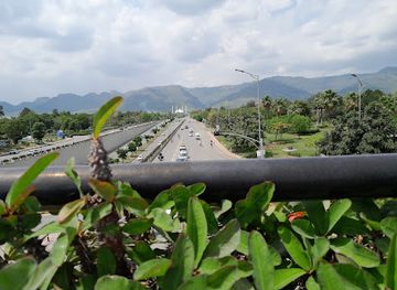 pakistan/islamabad/attraction/jinnah-avenue-flyover