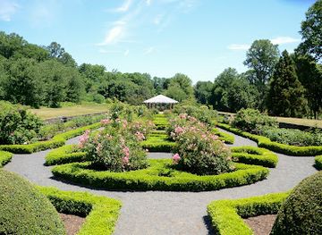 new-jersey/red-bank/attraction/deep-cut-gardens