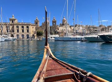malta/marsa/attraction/papanomaly-boat