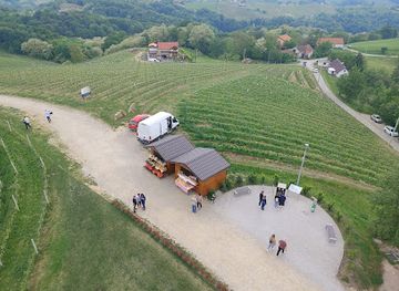 croatia/medimurje/attraction/starohrvatska-presa-cmrecnjak
