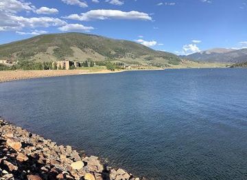 colorado/vail/attraction/dillon-reservoir