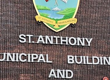 canada/newfoundland-and-labrador/attraction/mounted-polar-bear