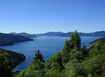 new-zealand/blenheim/attraction/queen-charlotte-track
