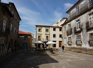 portugal/minho/attraction/largo-do-apoio