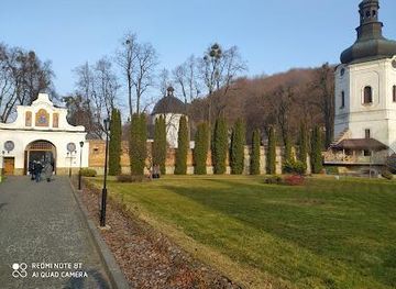 ukraine/lviv/attraction/krekhiv-monastery