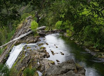 argentina/patagonia/attraction/cascada-escondida-el-bolson