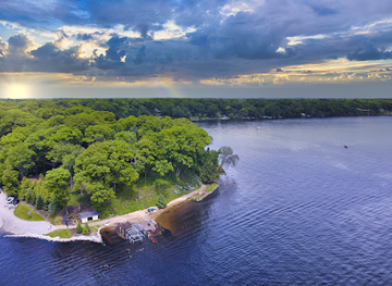 michigan/muskegon/attraction/white-river-light-station
