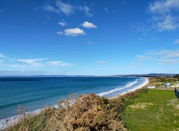 new-zealand/northland/attraction/marsden-point-beach