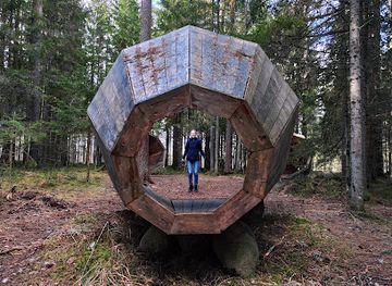 estonia/võru/attraction/metsa-kolakojad