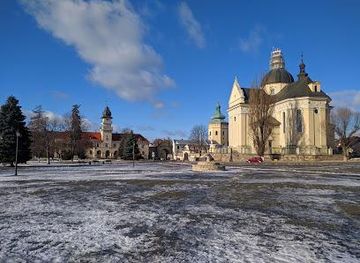 ukraine/lviv/attraction/vicheva-square
