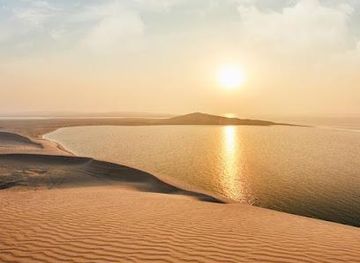 qatar/mesaieed/attraction/khor-al-udaid