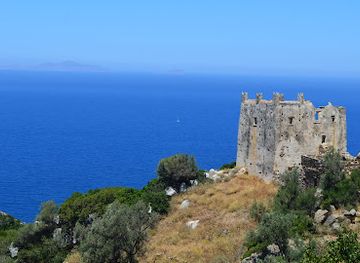 greece/naxos/attraction/tower-of-ayia