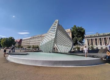 poland/poznan/attraction/fontanna-wolnosci