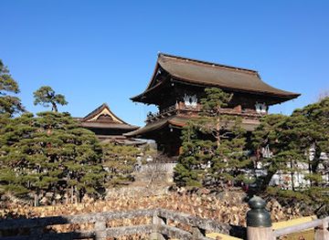 japan/iki/attraction/zenkoji-temple