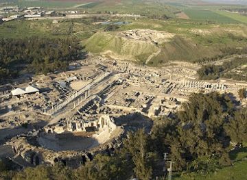 israel/beit-she-an/attraction/roman-amphitheater-of-scythopolis