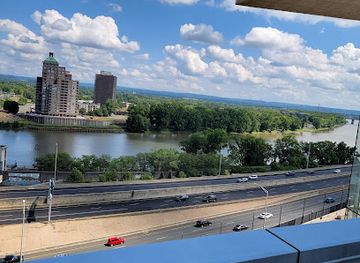 connecticut/west-hartford/attraction/connecticut-science-center