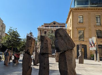 lebanon/beirut/attraction/colonnaded-street