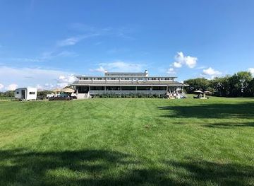 virginia/williamsburg/attraction/upper-shirley-vineyards