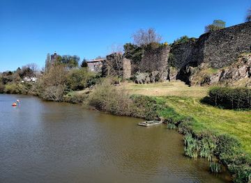 france/vendée-coast/attraction/vouvant-medieval-city