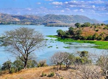 el-salvador/suchitoto/attraction/lake-suchitlan