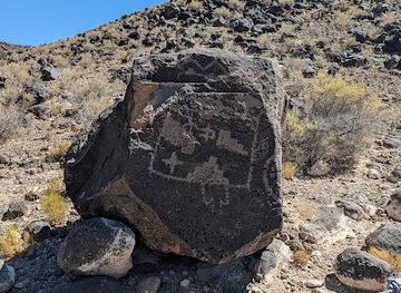 new-mexico/sandia-peak-tramway/attraction/petroglyph-national-monument