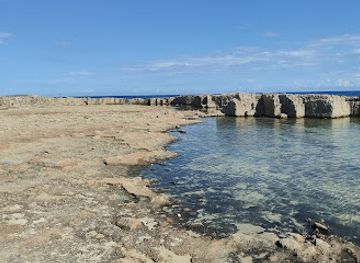 cyprus/nissi-beach/attraction/natural-pools
