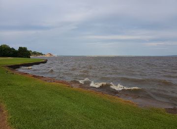 mississippi/ross-barnett-reservoir/attraction/dog-park-at-the-rez
