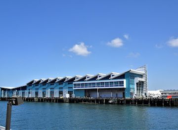 california/coronado/attraction/broadway-pier