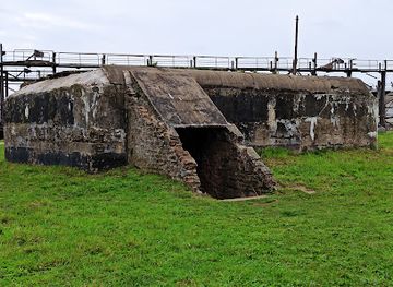 belgium/ostend-bruges-international-airport/attraction/wwii-bunker-oostende-port