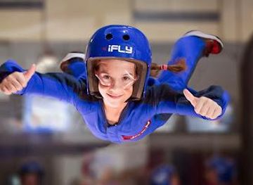 illinois/oak-lawn/attraction/ifly-indoor-skydiving-chicago-rosemont