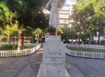 greece/athens/attraction/terpsitheas-square