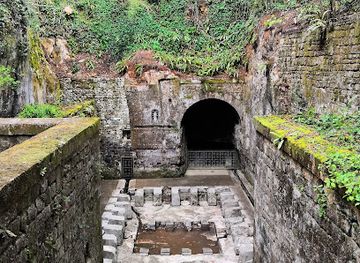 france/poitou-charentes/attraction/fontaine-du-moulin