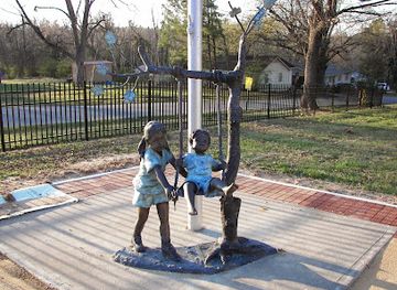 arkansas/crowley-s-ridge/attraction/eddie-mae-herron-center-museum