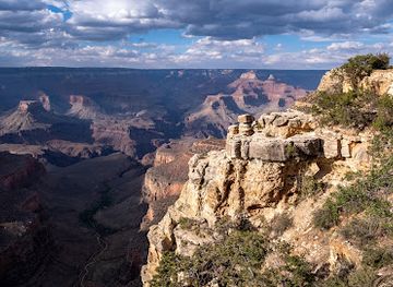 arizona/grand-canyon-village/attraction/south-rim-trail