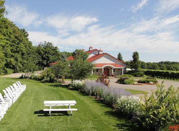michigan/traverse-city/attraction/brys-estate-vineyard-winery